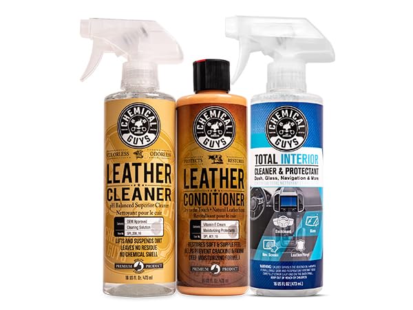 Chemical Guys bundle front packaging showing both bottles and kit benefits