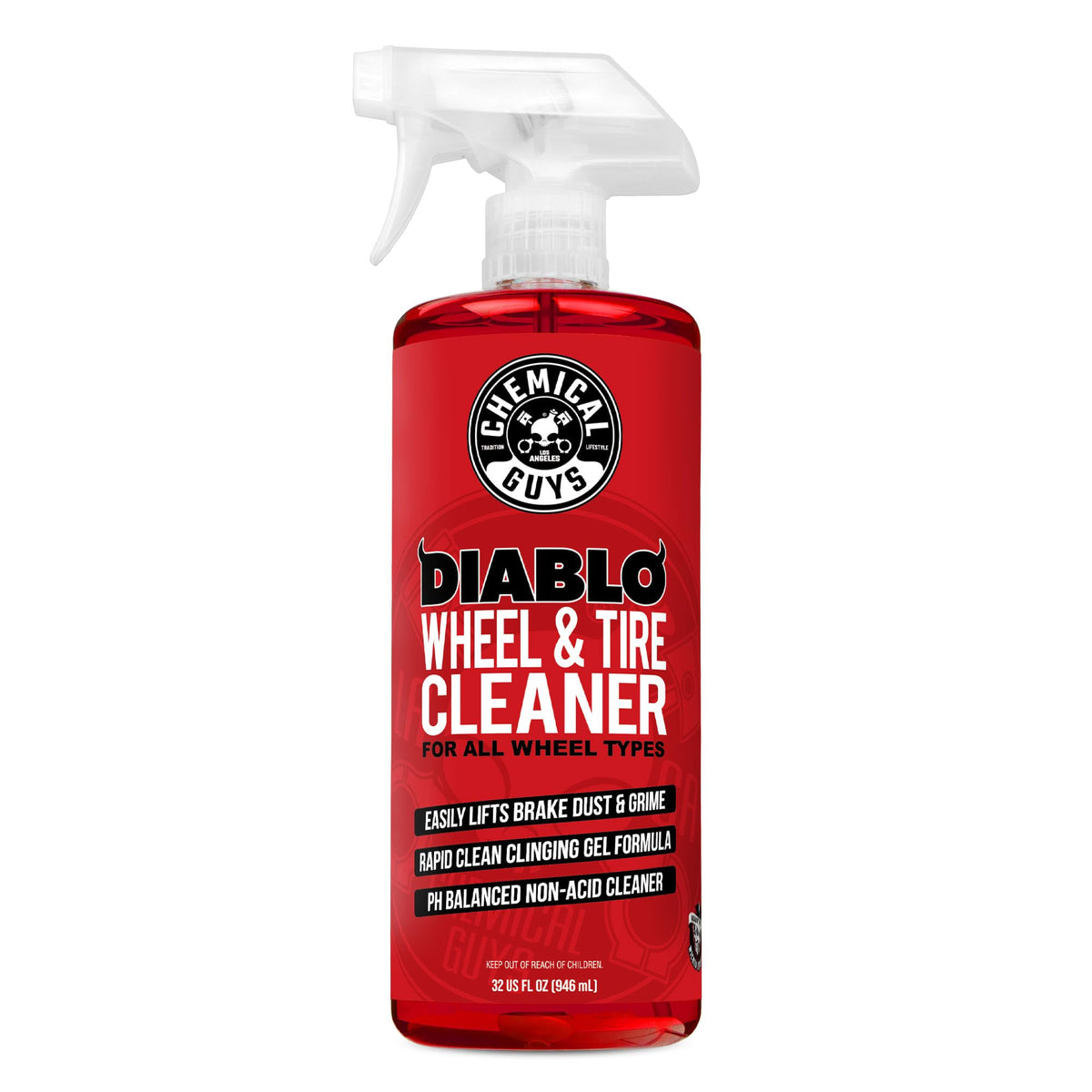 Chemical Guys front bottle view showing clear label and easy-spray cap benefit: quick identification