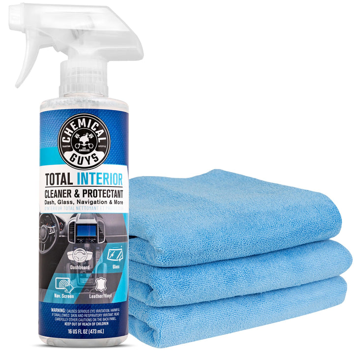 Chemical Guys front packaging with bottle and towels showing kit and quick clean benefit