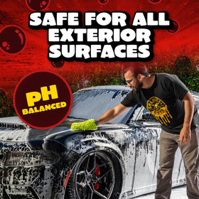 Chemical Guys wash bucket with measured Maxi Suds II ratio for streak-free rinse