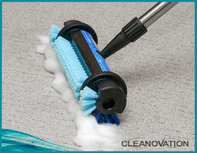 Cleanovation brush head close-up displaying dual-bristle settings for tailored agitation