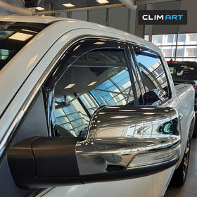 CLIM ART front passenger-side visor fitted with OEM-style profile and weather protection