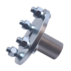 COEFEPIY hub packaged with key and lug nuts illustrating ready-to-install kit