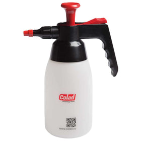 Colad front view of 1000ml sprayer showing ergonomic design and capacity benefit