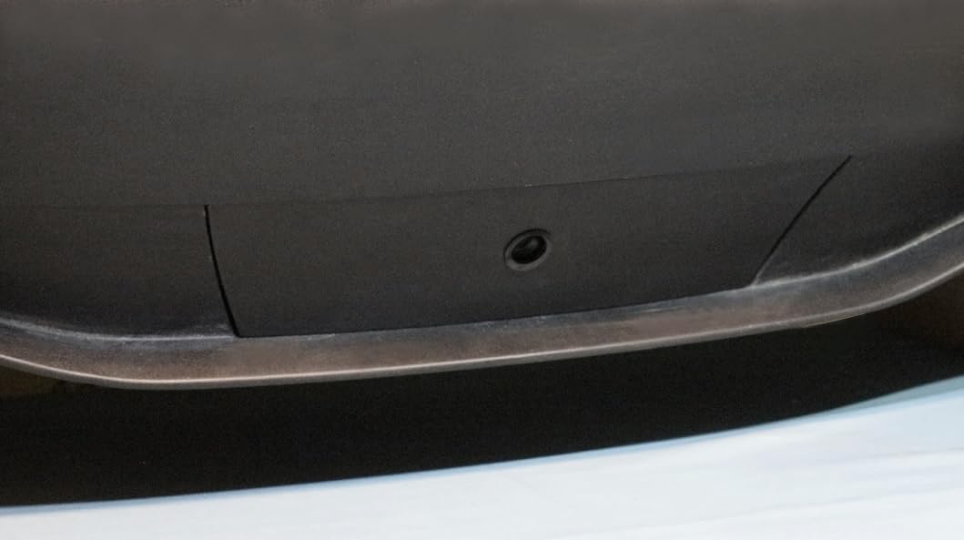 Crvicv hitch cover being removed quickly showing fast access to receiver
