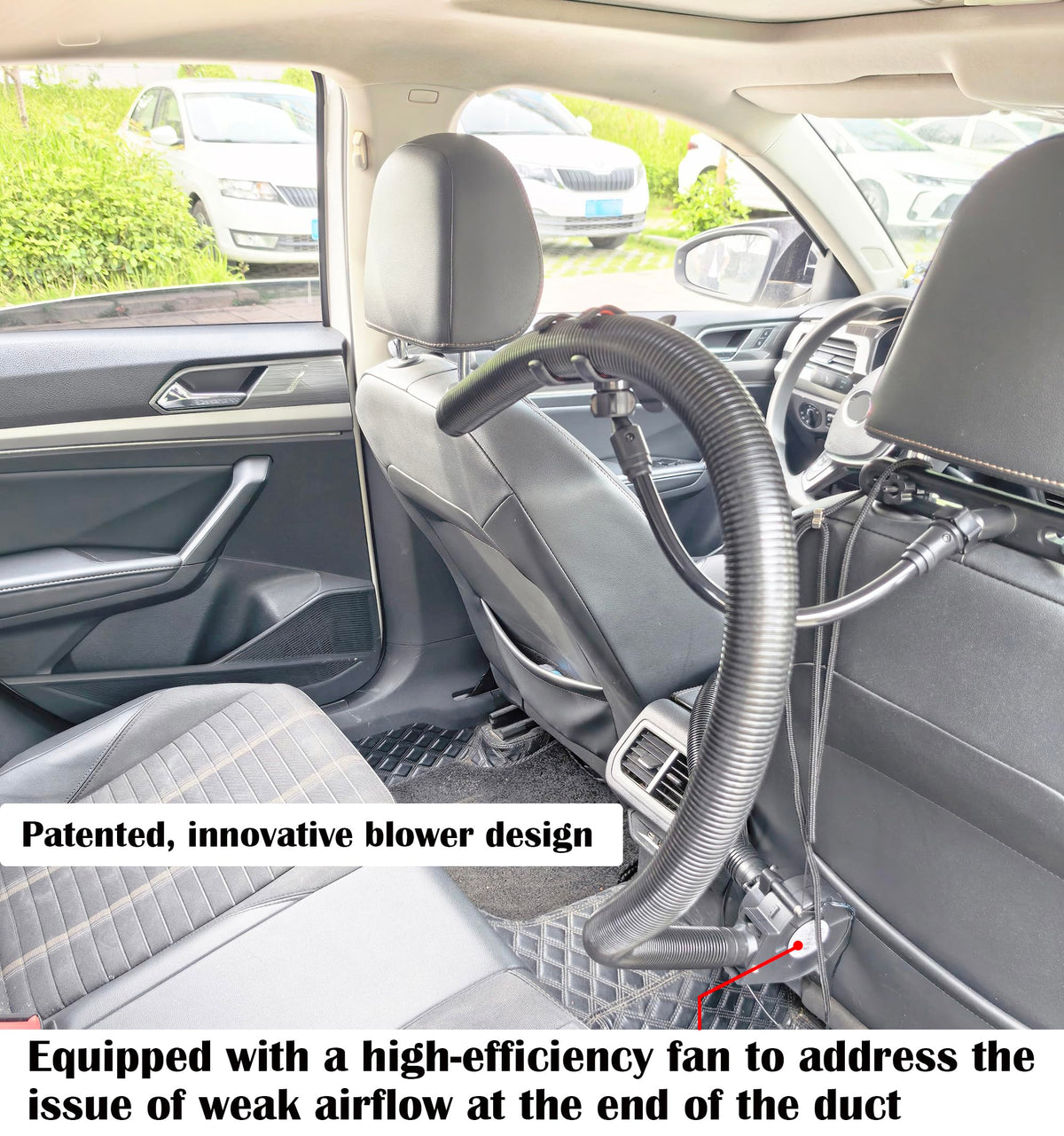 Crvicv rear seat outlet delivering cool air to passengers and pets