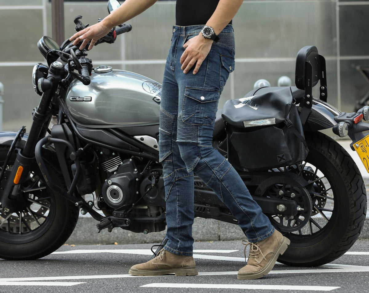 CTBQiTom on rider commuting in urban setting showing protection and style