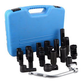 DAYUAN socket engaged on exhaust oxygen sensor demonstrating easier removal
