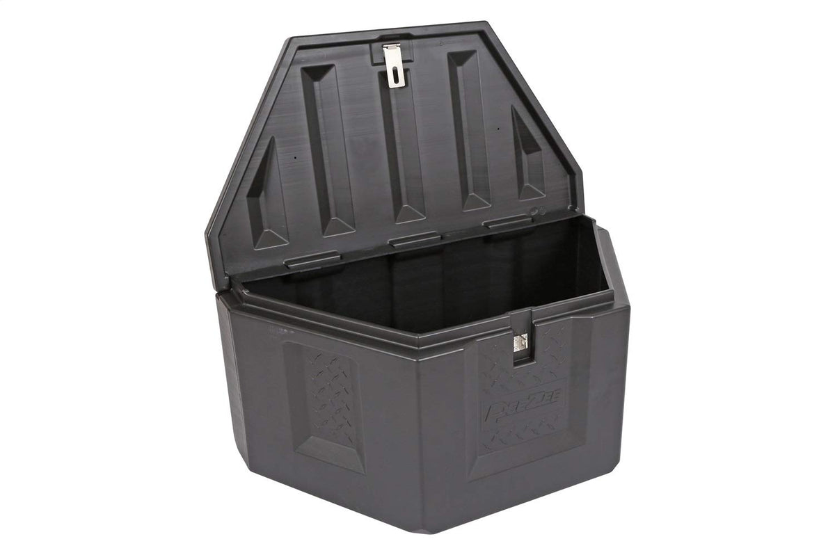 Dee Zee front view of triangle trailer box showing fit and protection