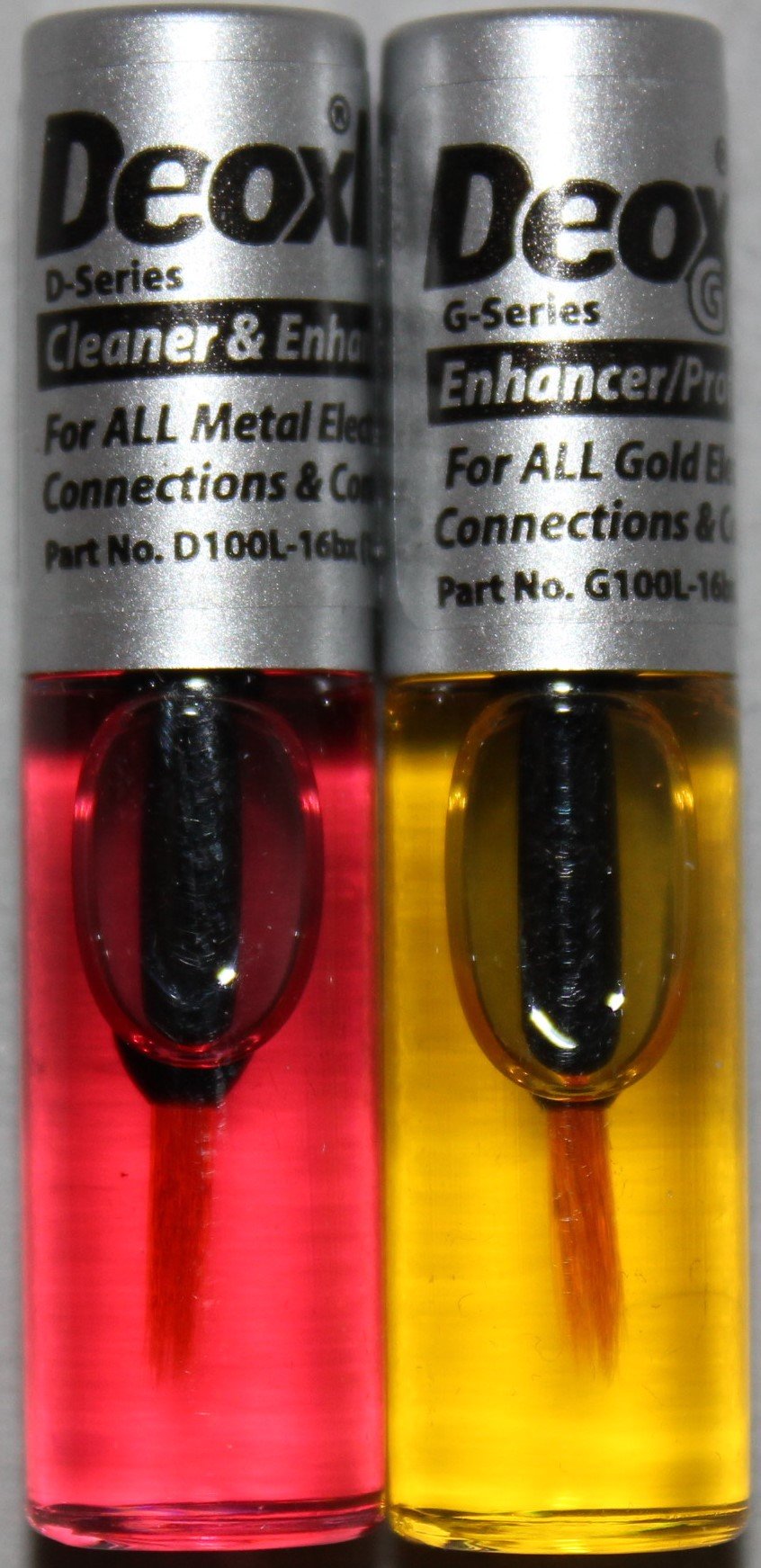 DeoxIT dual 1.6ml vials with brush applicator showing brand and precise applicator benefit