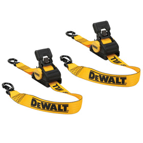 DEWALT front packaging showing two retractable ratchet straps for quick purchase decision