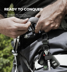 Dexnor used outdoors clipped to belt loop demonstrating reliable carry