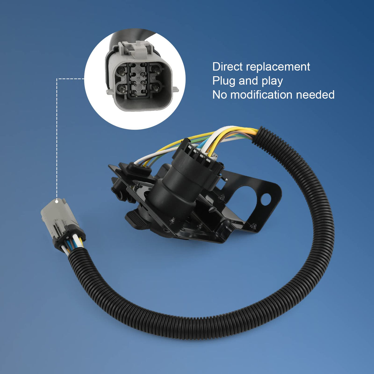 DICMIC socket with spring-loaded dust cover protecting contacts benefit
