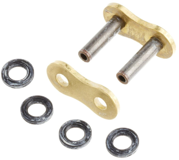 DID chain front view showing gold finish and rivet link, highlights durability