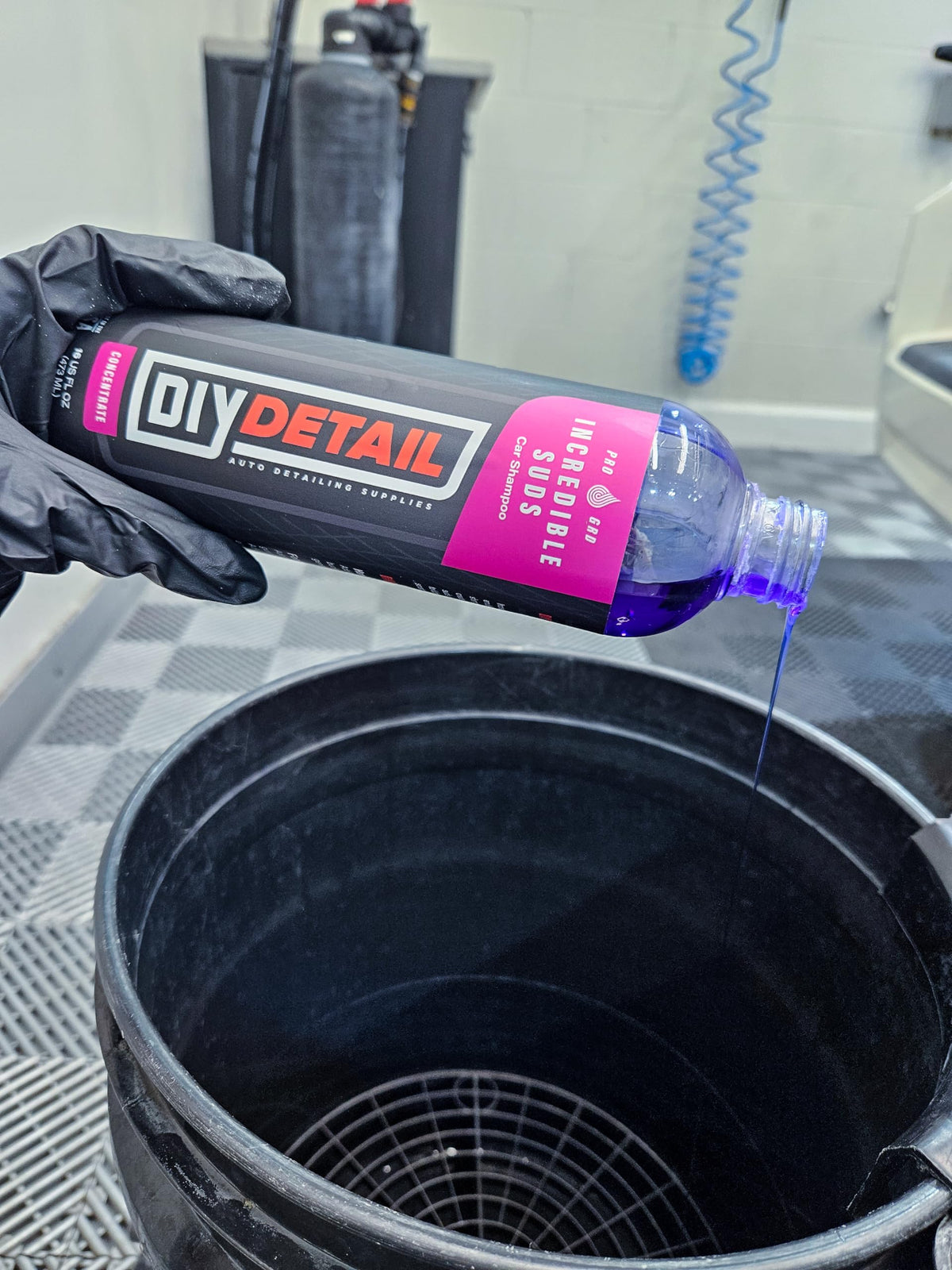 diy detail before and after vehicle panels illustrating dirt removal and gloss