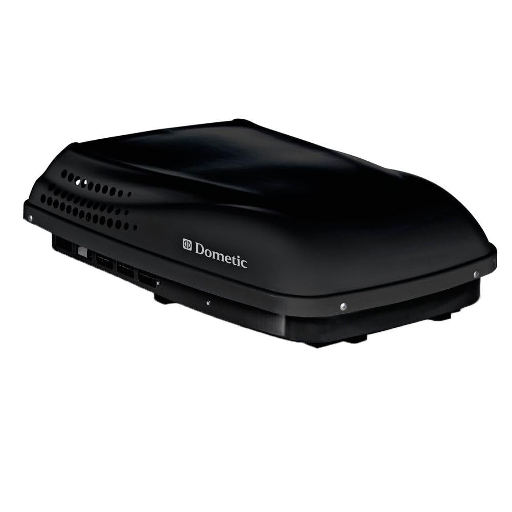 Dometic shroud front profile showing aerodynamic shape and fuel-saving benefit