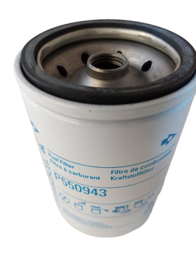 Donaldson P550943 installed in GMC airbox illustrating proper placement