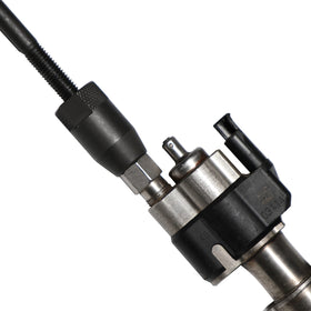 DPTOOL being used on a BMW engine shows practical removal benefit