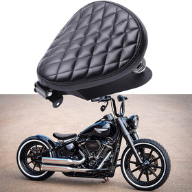 DREAMIZER solo seat front view showing classic styling and improved ergonomics