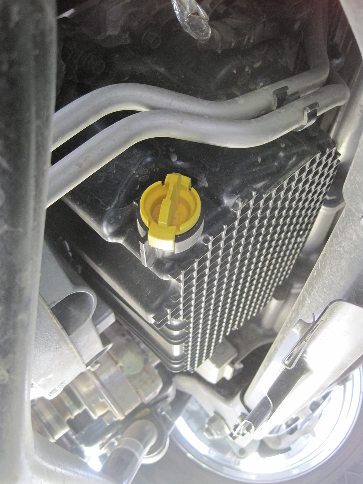 Dsnaduo PA66 material marking close-up, indicates high corrosion resistance