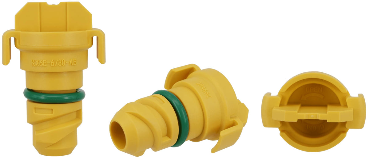 Dsnaduo plug held in hand for scale, confirms compact size and easy handling
