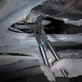 DURATECH tools staged in garage highlighting professional reliability benefit
