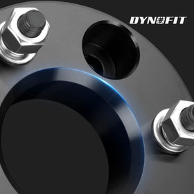 dynofit side view of leveled truck showing balanced stance advantage