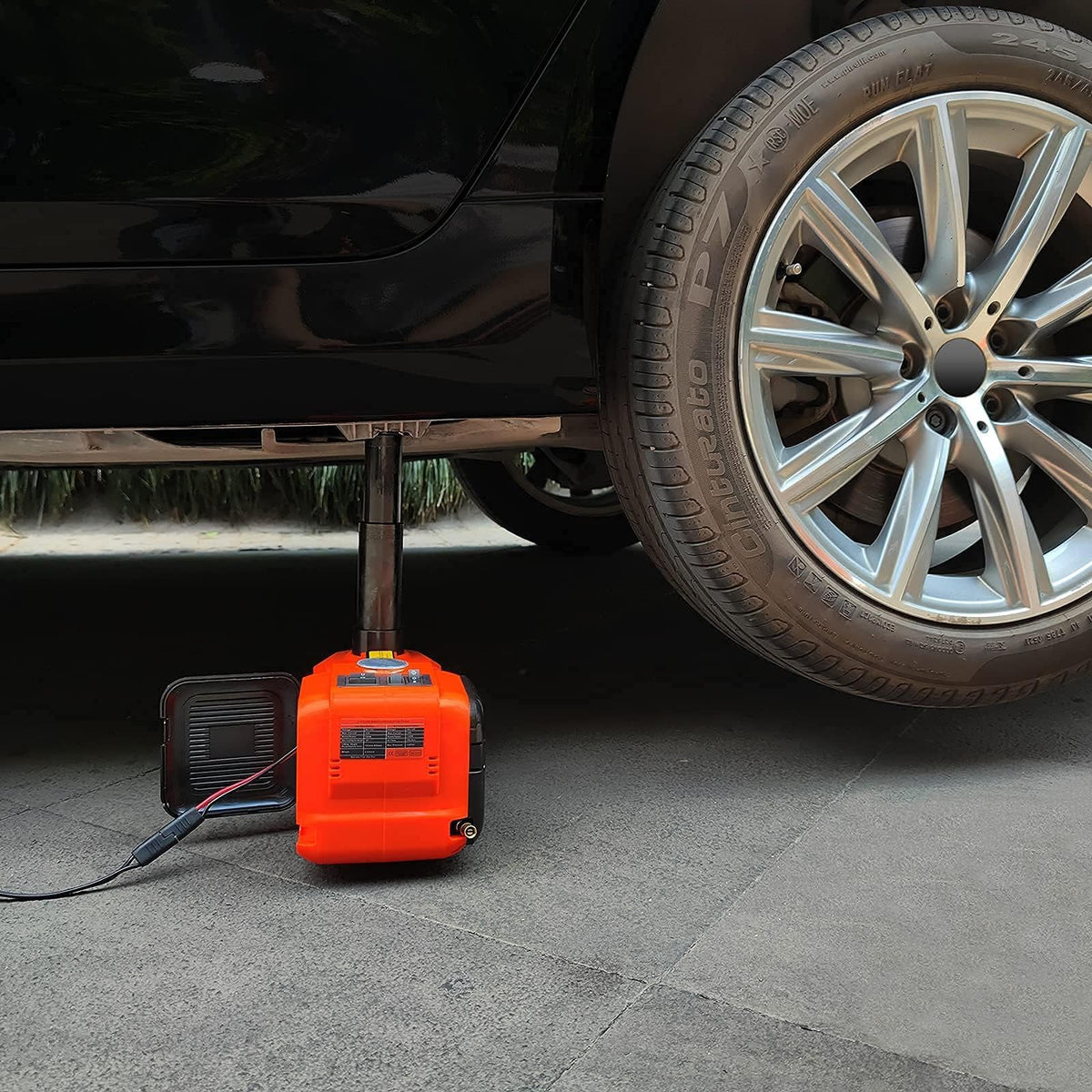 E-HEELP kit stored in trunk case illustrating portability for travel and emergencies