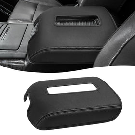 Eaglecover front view on console lid showing tailored fit and clean look