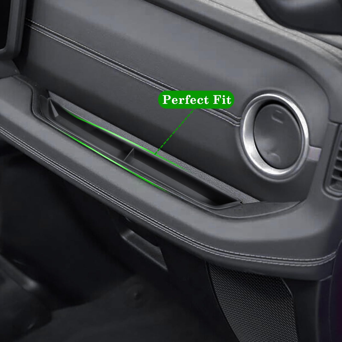 Eamplest installed in Jeep Wrangler lifestyle shot improving cabin organization
