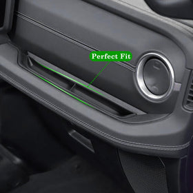 Eamplest installed in Jeep Wrangler lifestyle shot improving cabin organization