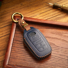 EASYANT key in hand showing grip and compact size benefit