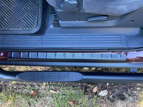 ECOTRIC closeup on edge fitment concealing door sill damage