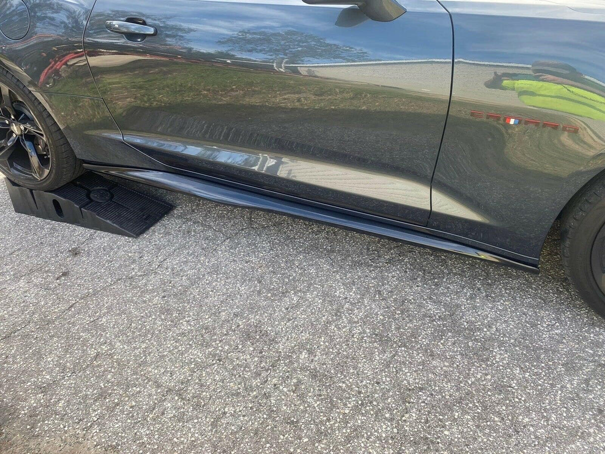 ECOTRIC passenger-side installed view showing sporty profile benefit