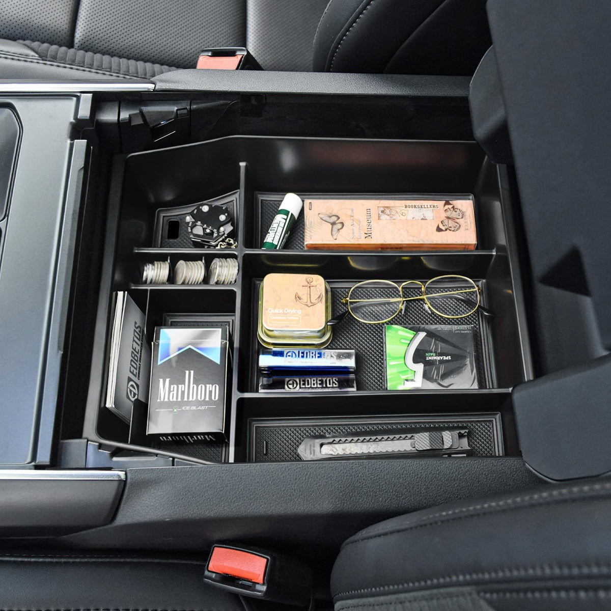 EDBETOS front view showing tray fitted in F-150 console for tidy storage