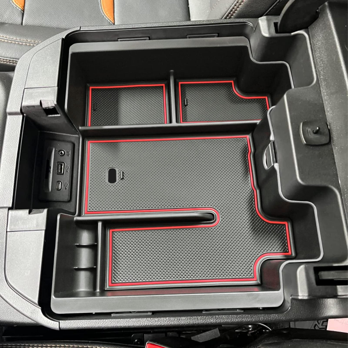 EDBETOS tray in use with phone wallet sunglasses for quick-access benefit