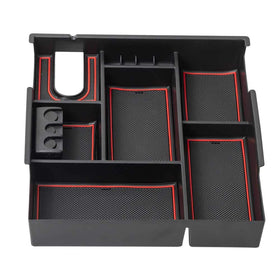 EDBETOS lifestyle interior shot with tray in use reducing clutter while driving