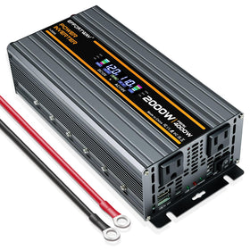 EFFORTWAY inverter front panel showing outlets and power status for versatile charging