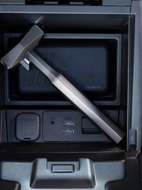 ELECOGO close-up of tungsten-titanium tip demonstrating break strength benefit