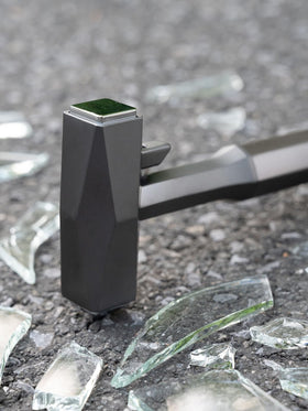 ELECOGO seatbelt cutter blade view showing concealed sharp edge benefit