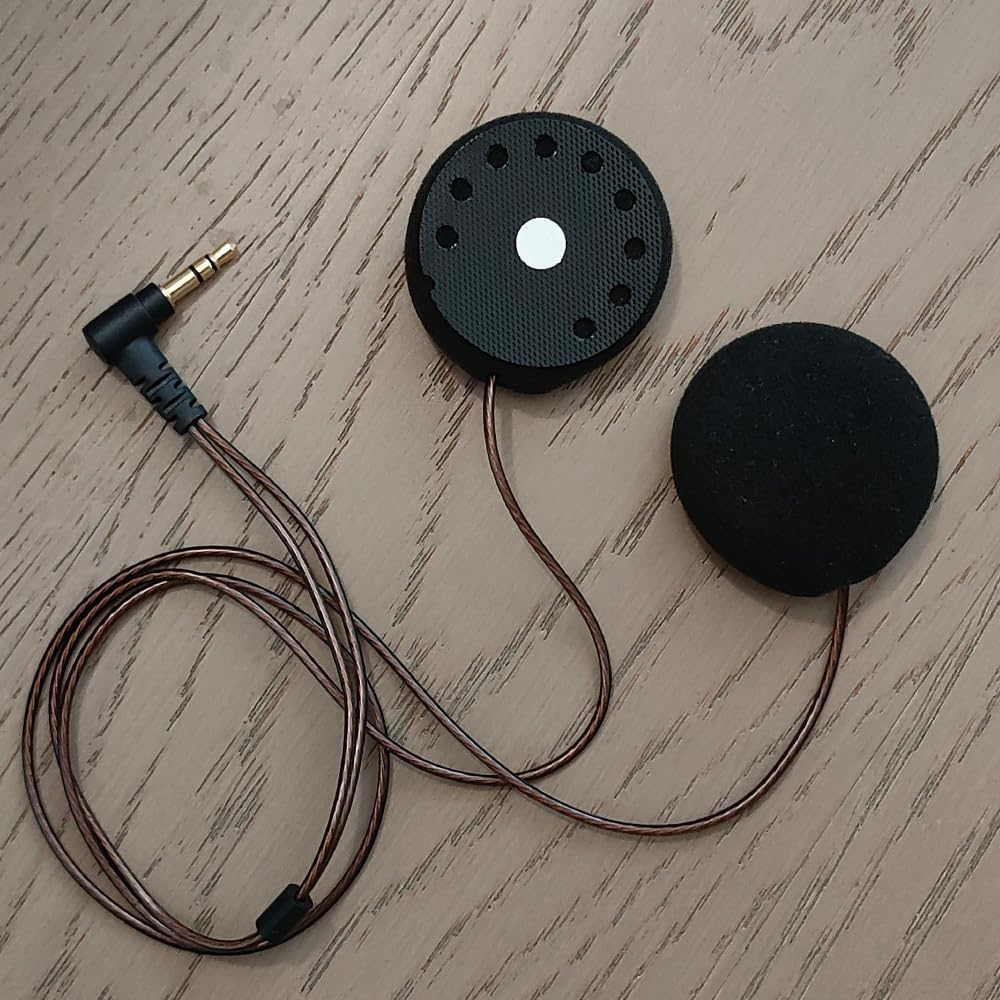 ELFINEAR close-up of 40mm driver diaphragm showing detailed build for clearer vocals