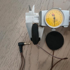 ELFINEAR Ride-VOICEPRO with 3.5mm jack illustrating universal connectivity advantage