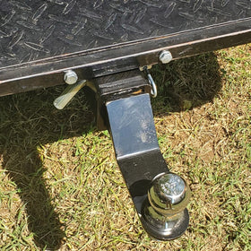 ELITEWILL 2" receiver detail showing standard opening for versatile accessories