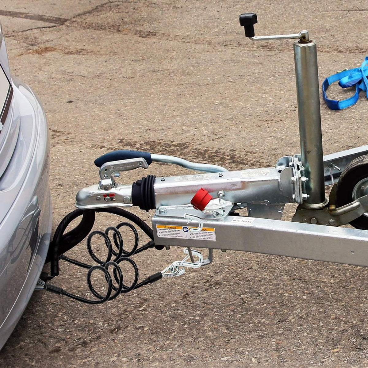 Eorbow cable towing in wet conditions demonstrating corrosion resistance advantage