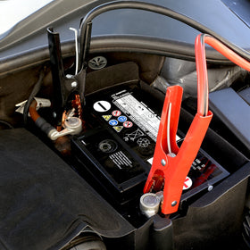 EPAuto detail of coiled 4-gauge cable illustrating tangle-free flexibility