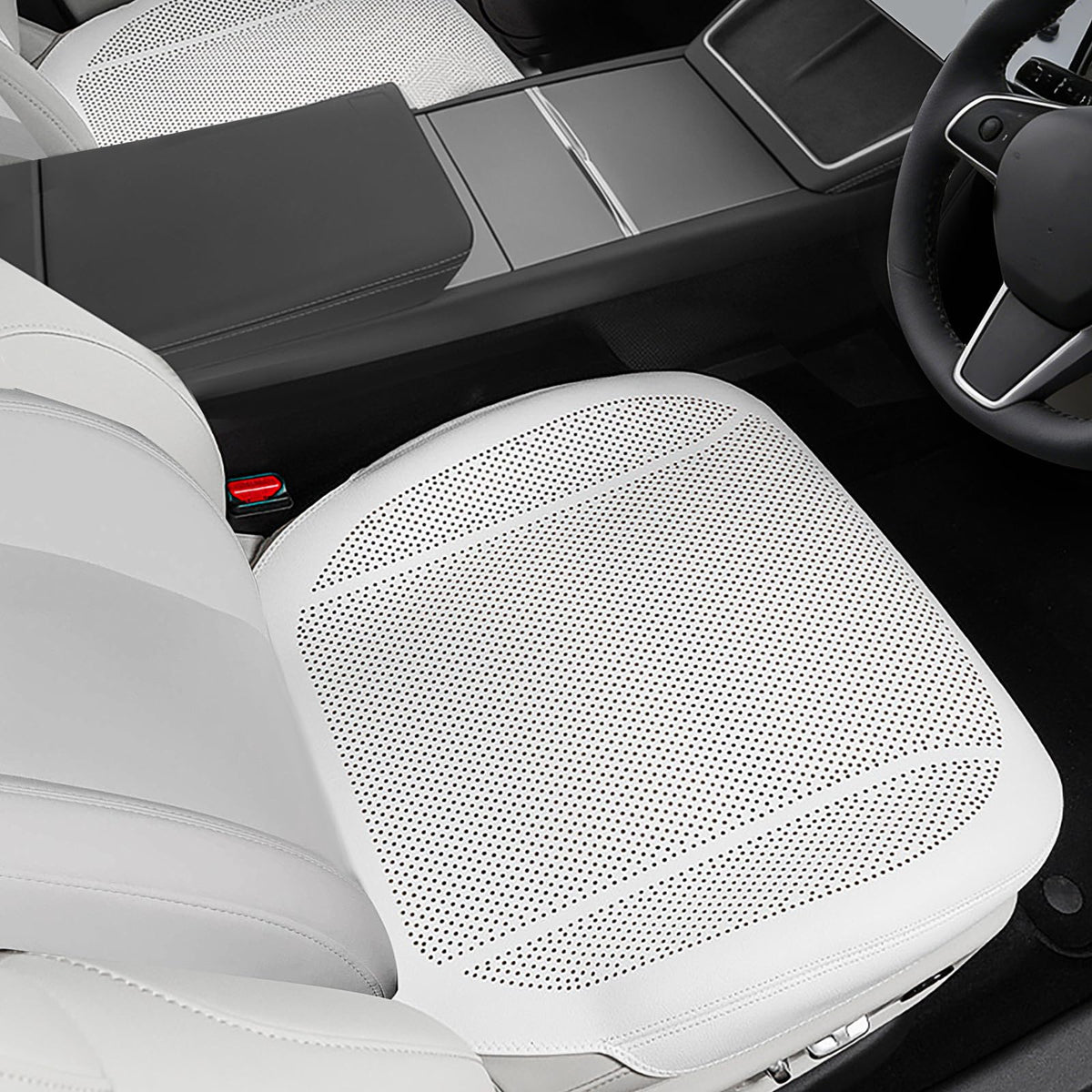 Erivis front seat cover full view showing refined finish and protection