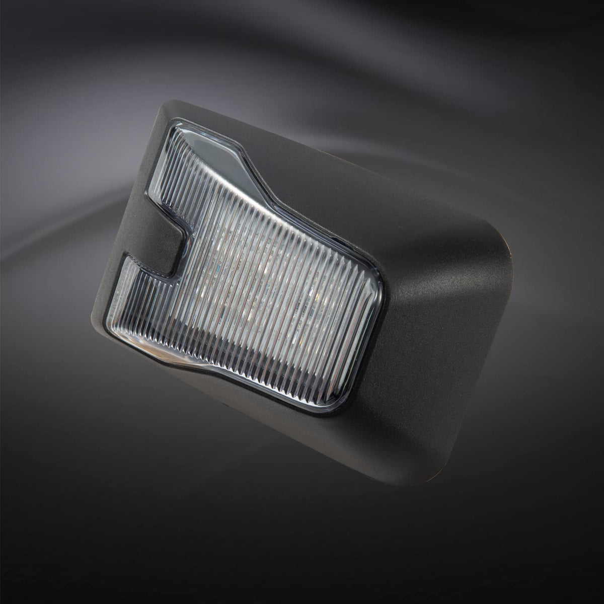 EVERESTHD connector and wiring detail, simplifies direct-fit installation