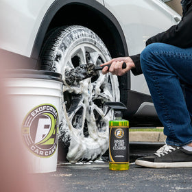 ExoForma cleaning behind spokes removes brake dust from recesses for better finish