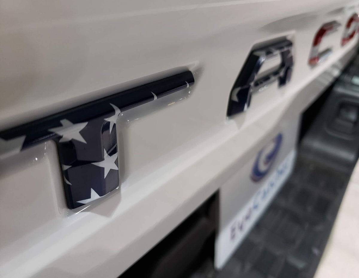 EyeCatcher molded plastic edge detail showing no-metal construction and durable finish