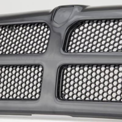 EzMech honeycomb mesh close-up highlighting airflow-friendly design and modern style